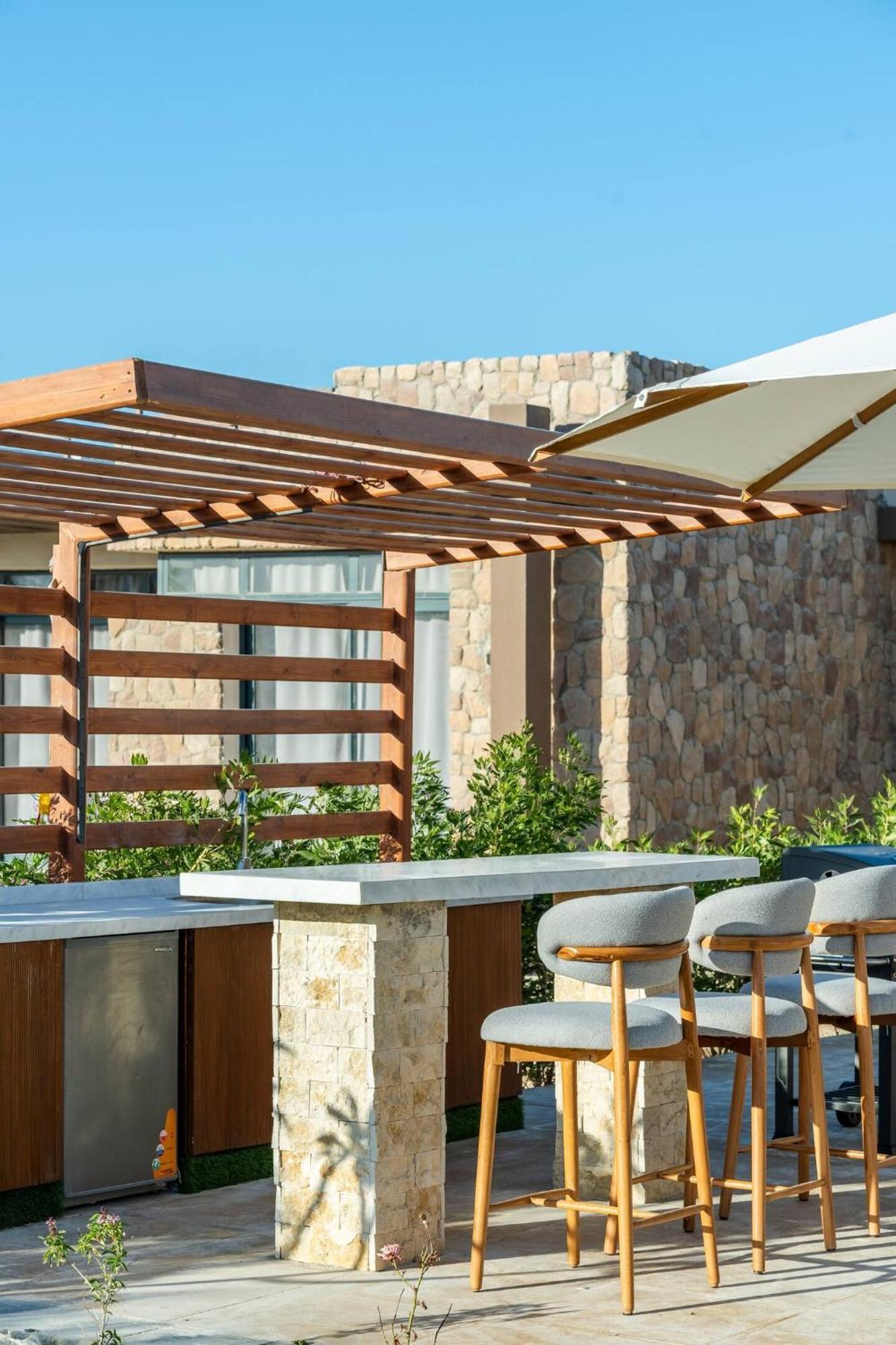 Modern Luxury In Somabay Villa *